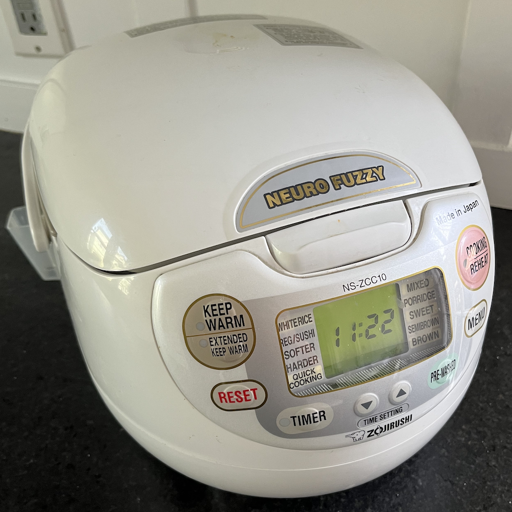 Zojirushi NS-ZCC10 rice cooker